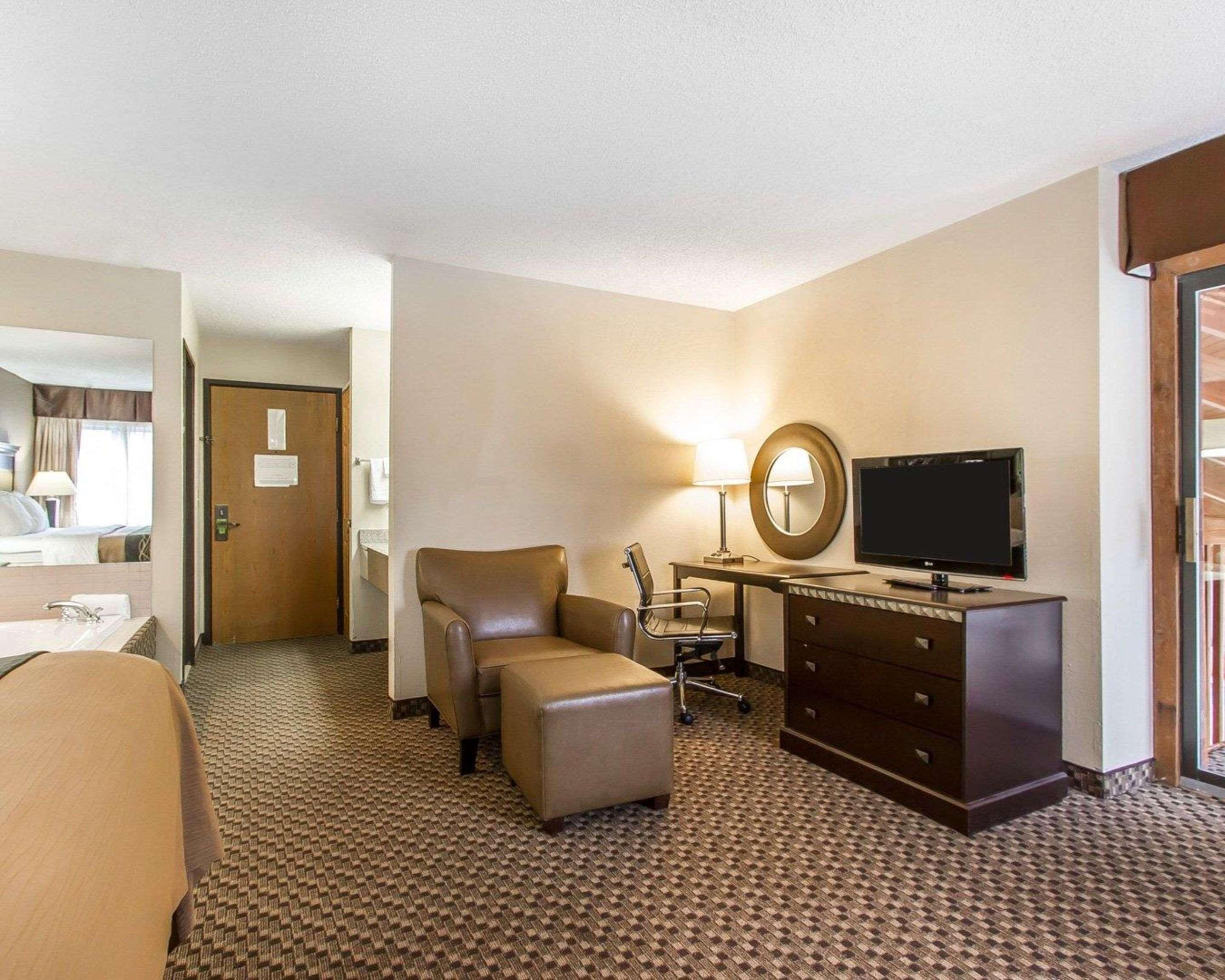 Quality Inn Macomb Near University Area Exterior foto